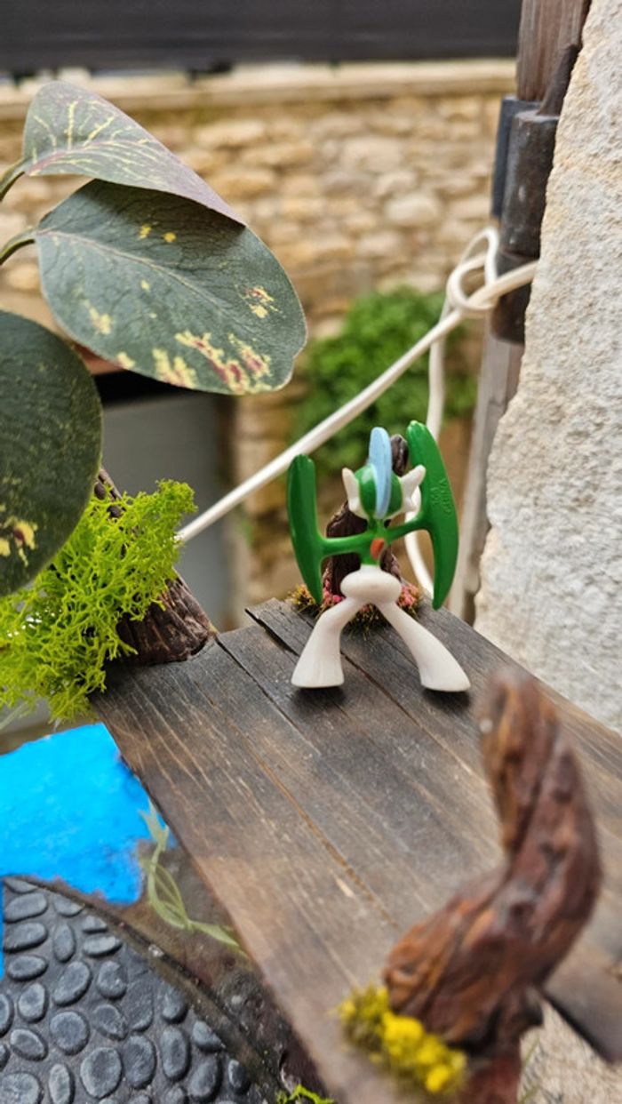 Super figurine Pokemon gallame - photo numéro 4