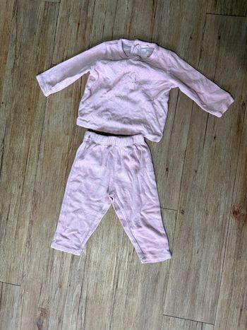 Pyjama rose 2 pièces orchestra 81 cm