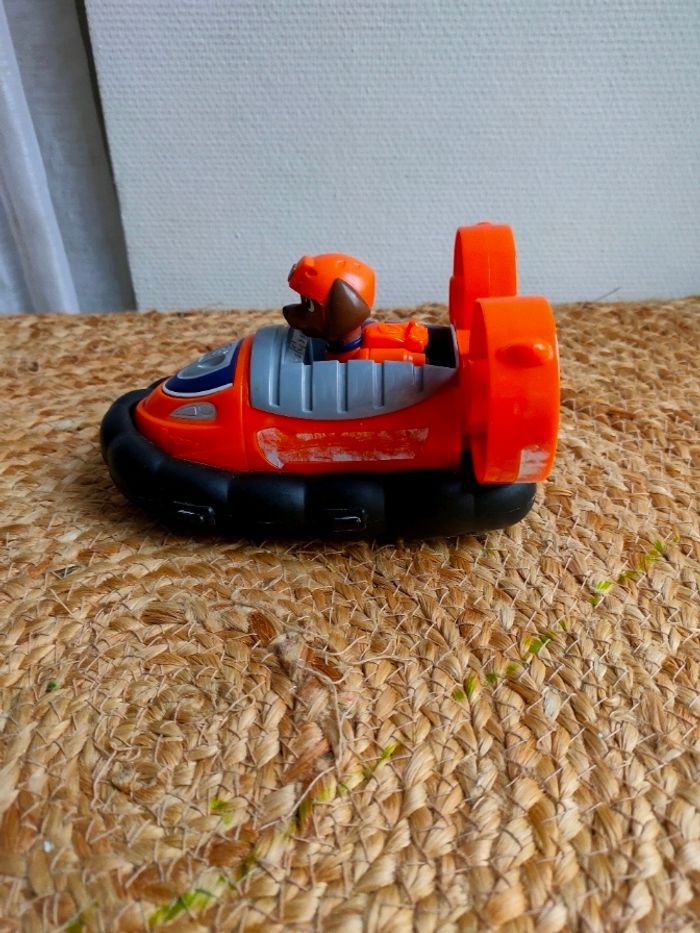 Zuma et son bateau Pat patrouille - photo numéro 2