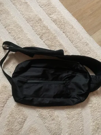 Sac bandoulière noir – mixte enfant/adulte