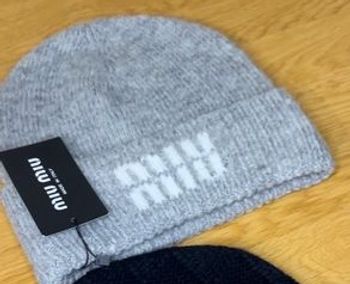 Bonnet Mi gris