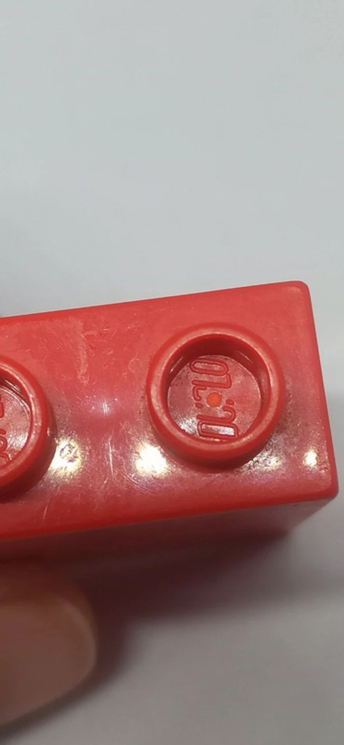 Brique rouge de voyage avec dessins de valises lego duplo - photo numéro 4