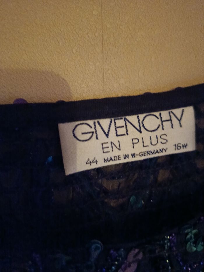 Top Givenchy - photo numéro 7