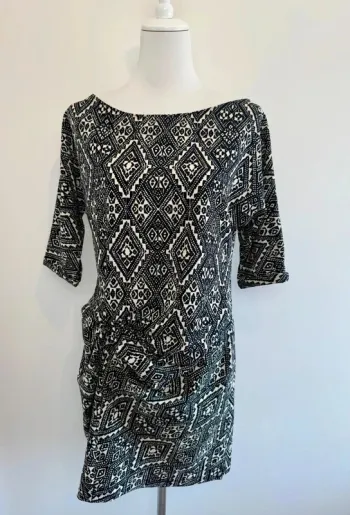 Robe d'été Zara taille M comme neuve