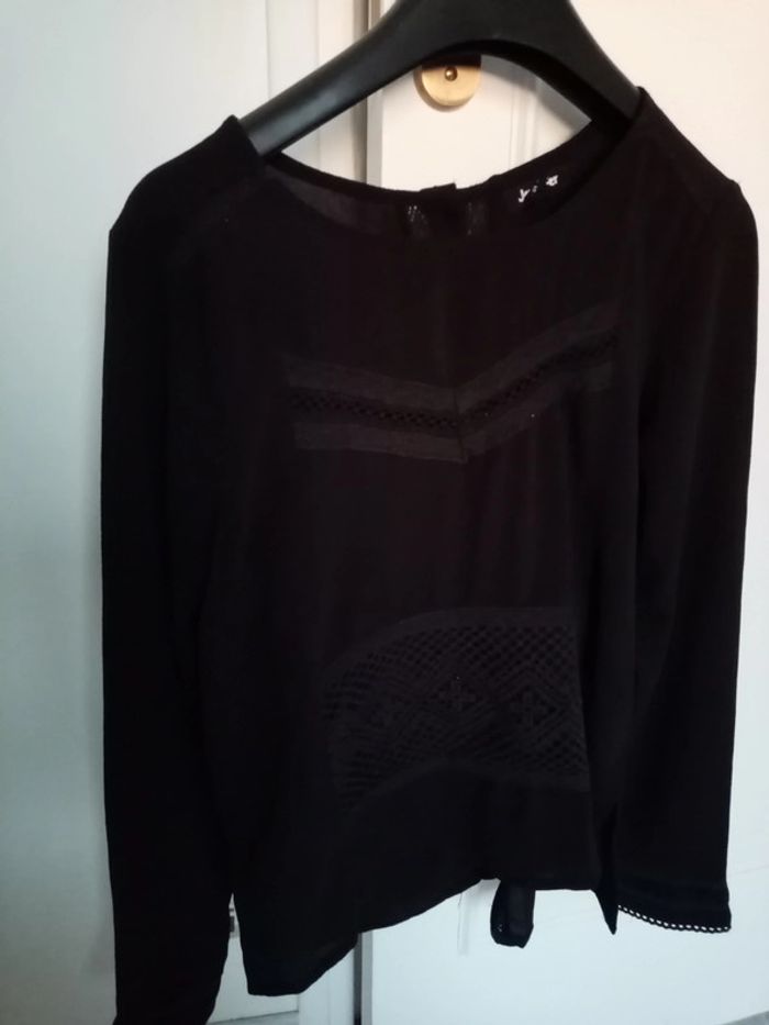 Blouse noire manches longues