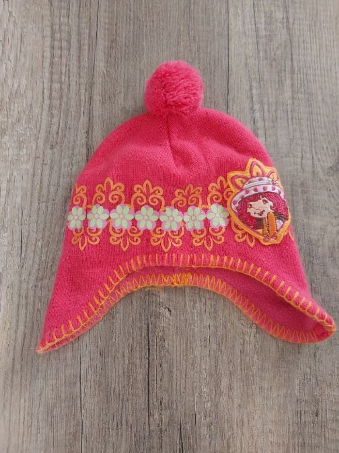 Bonnet charlotte aux fraises