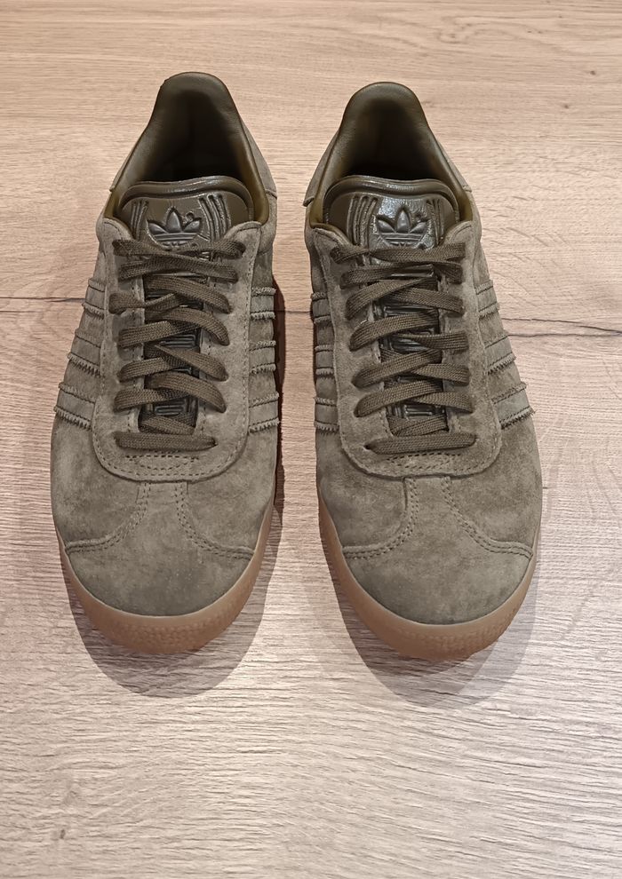 Basket Adidas Gazelle femme 37 1/3 kaki