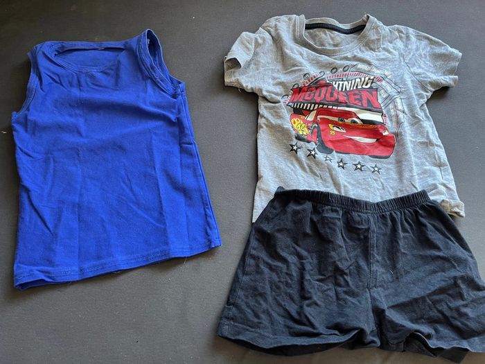 T-shirts et shorts garçon 5 ans - photo numéro 2