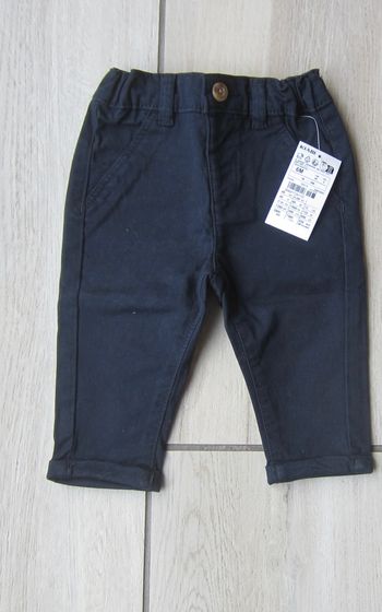 Pantalon neuf 6 mois