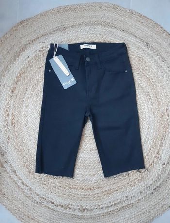 Short noir neuf T34