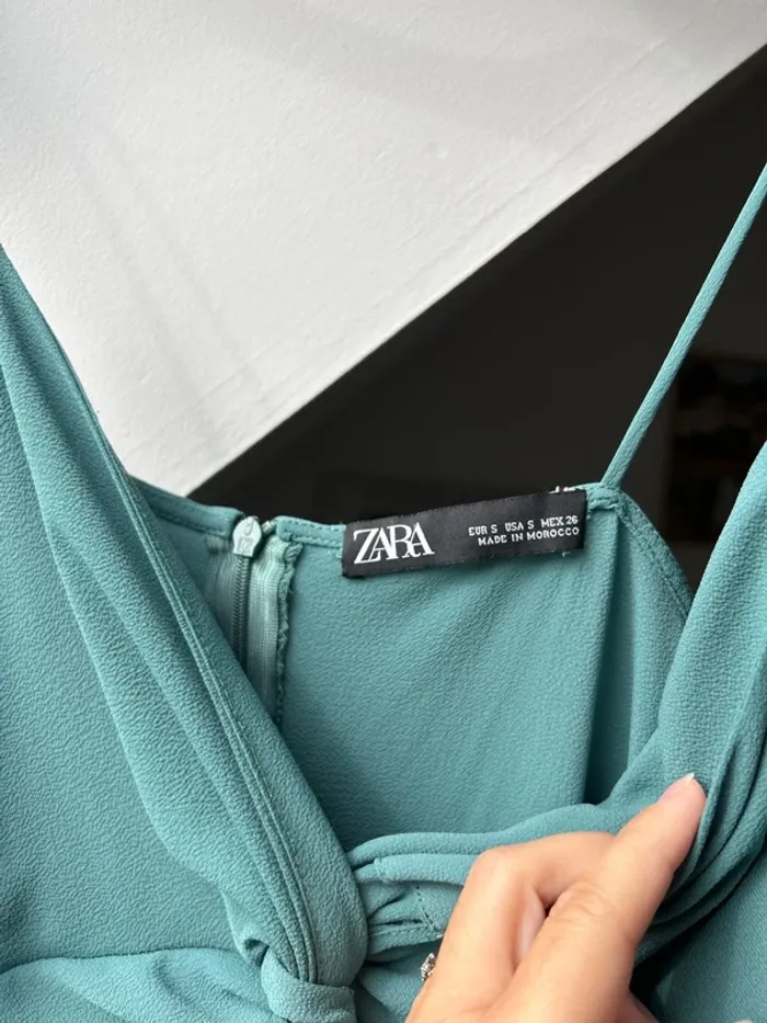 Combinaison Zara idéal cérémonie ou été taille s - photo numéro 3