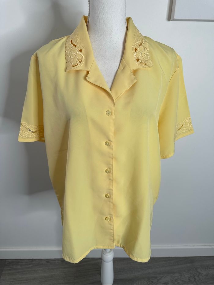 Chemisier jaune broderies ajourées Damart T46 3XL - photo numéro 3