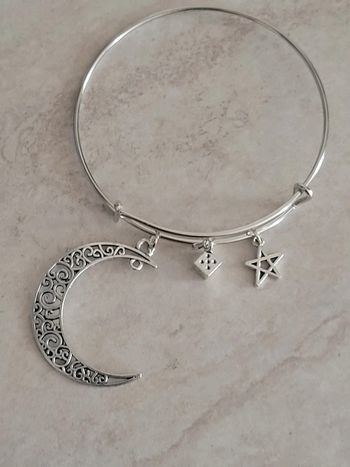 Bracelets jonc avec breloques vintage