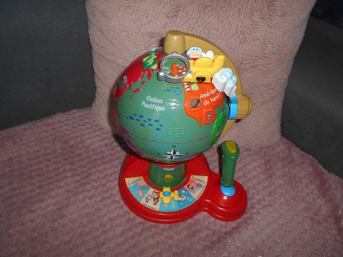 Mon premier globe interactif (Vtech)