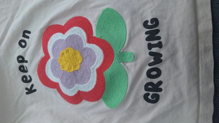 Lot de 2 hauts fleurs 6 ans - photo numéro 3