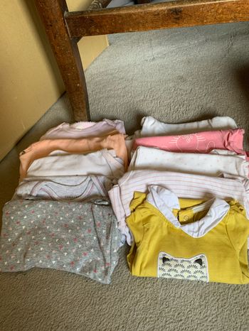 Lots fille 3mois en très bon état