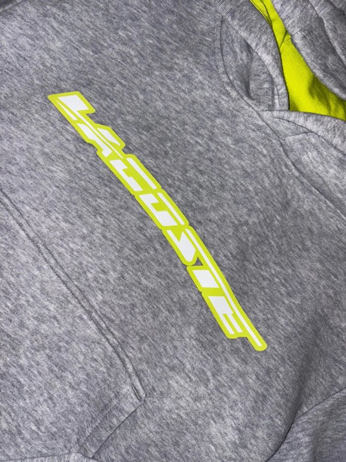 Pull à capuche gris & jaune - Lacoste authentique - photo numéro 2