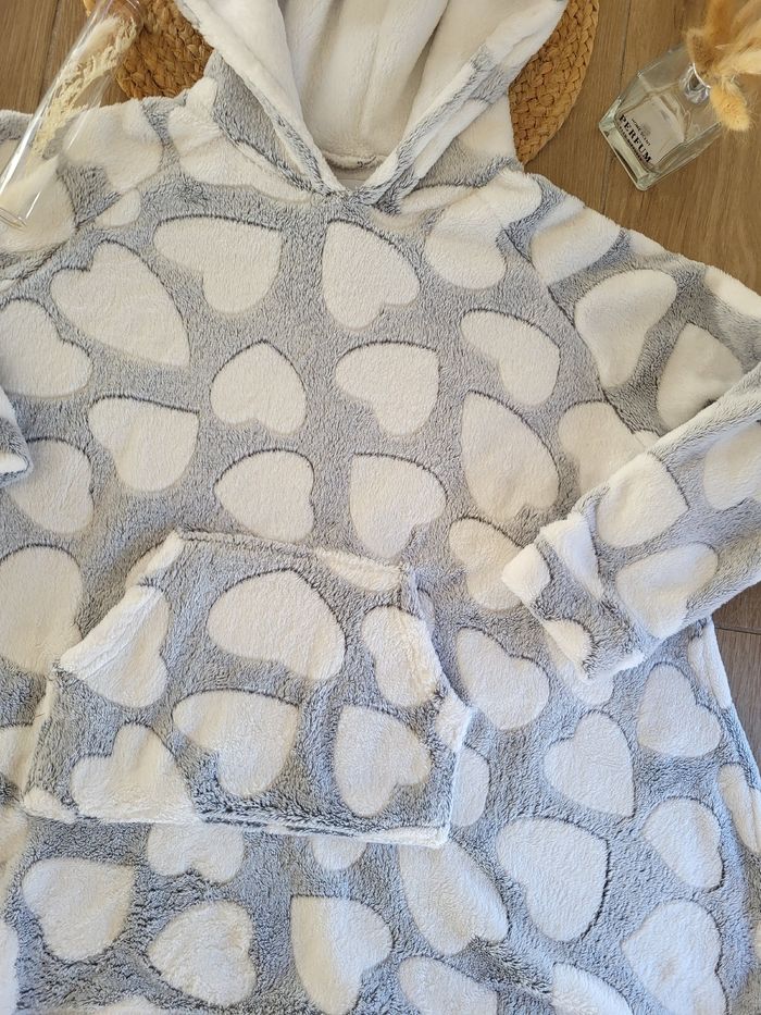 🌷Poncho pyjama tout doux coeur taille 9 / 10 ans - photo numéro 4