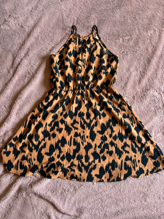 Robe courte - photo numéro 3