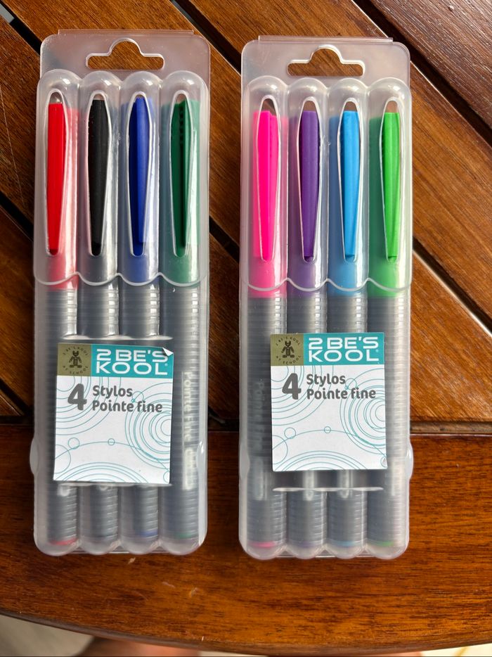 Lot de 2 coffrets stylos pointe fine