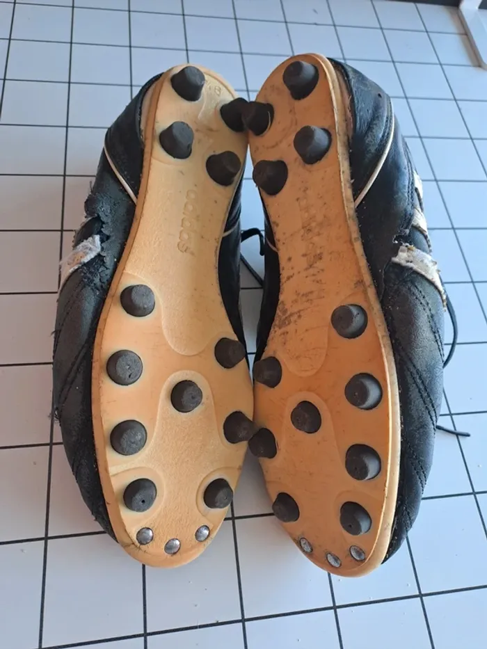 Chaussure de foot Adidas Kaiser 44 - photo numéro 6