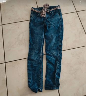 Jean avec ceinture foulard