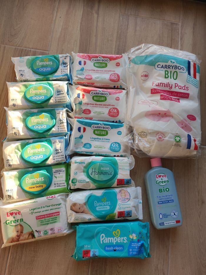 Lot change bébé : lingettes, coton, eau micellaire