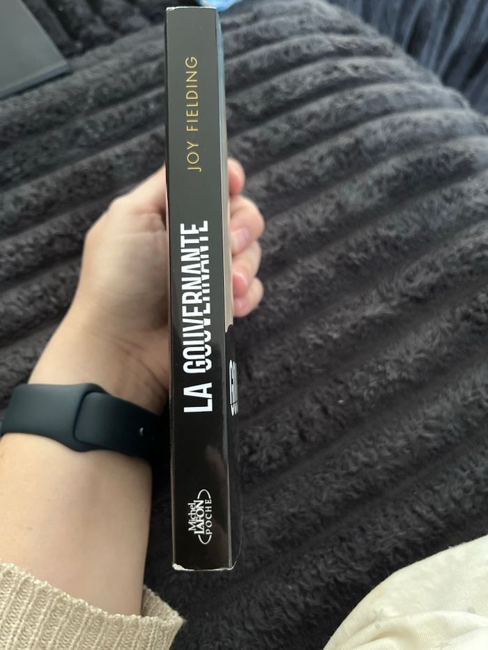 La gouvernante - Joy Fielding - photo numéro 4