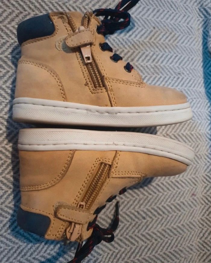 Chaussures Montante 21 - photo numéro 2