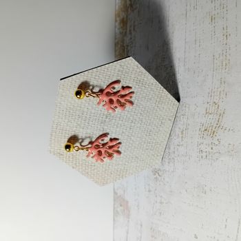 boucles d'oreilles corail email