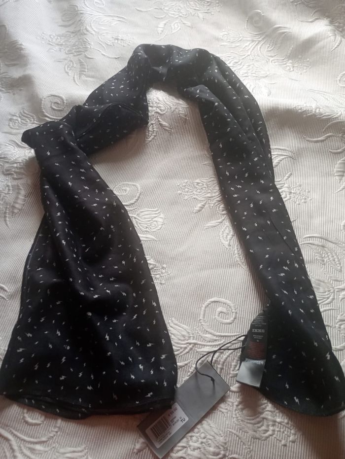 écharpe femme ikks - photo numéro 3