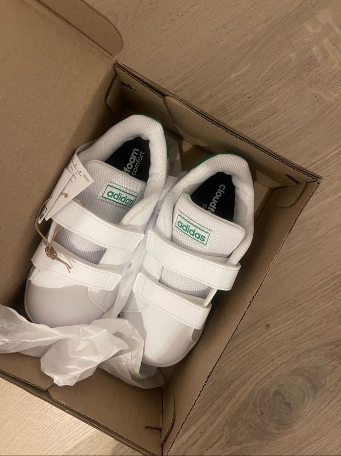 Chaussures advantage Adidas T26 - photo numéro 2