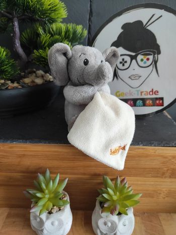 Doudou Knuffel Éléphant Gris Mouchoir Blanc Orange Baby Nat #geektradedoudou