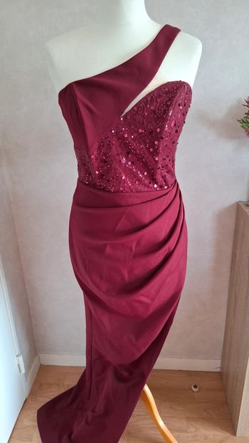 Robe de soirée bordeaux