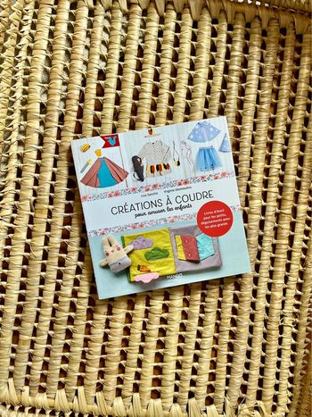 Livre création à coudre
