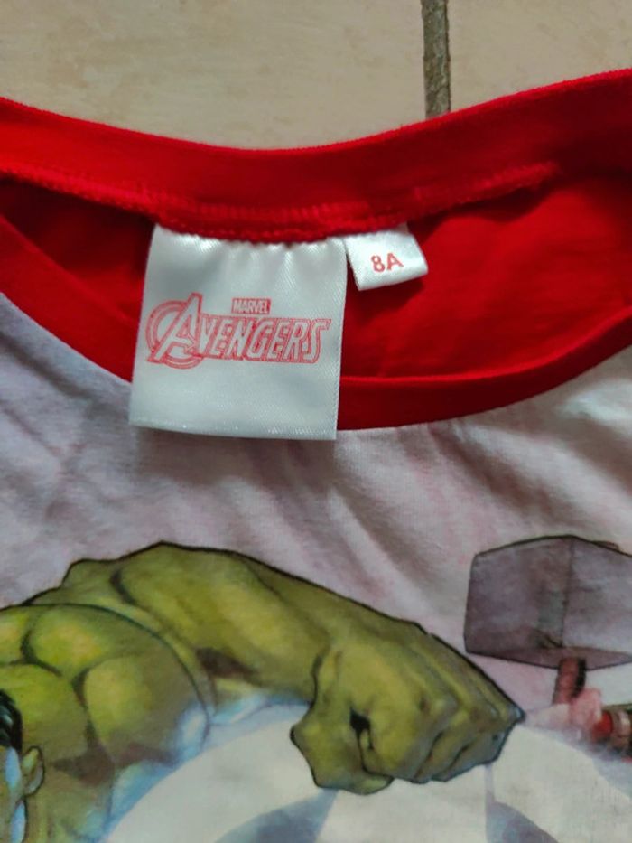 Tee-shirt manches courtes Marvel Avengers 8 ans - photo numéro 3