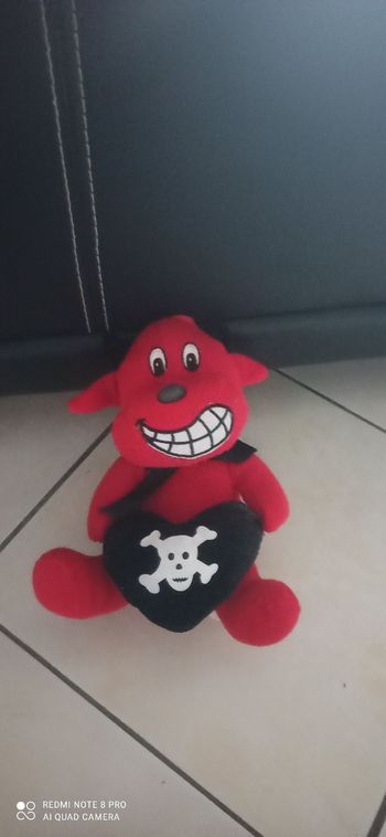 Peluche diable rouge