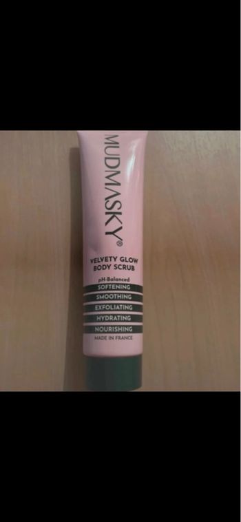 1 body scrub velvet glow 
