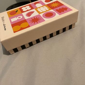 Boîte vide pour cadeau ou autre
