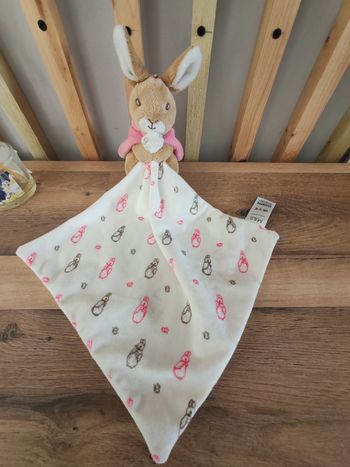 Lapin M&S marron cape rose