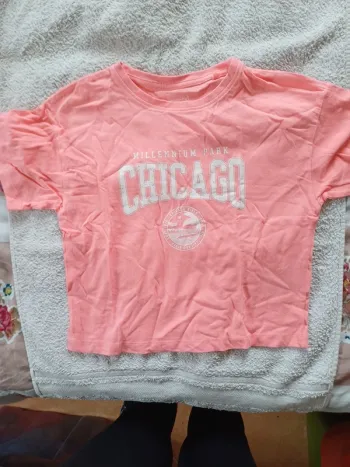 Tee shirt rose inscription Chicago 8/10 ans