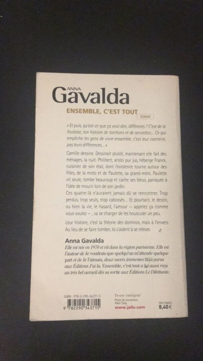 Livre ensemble c’est tout - photo numéro 3