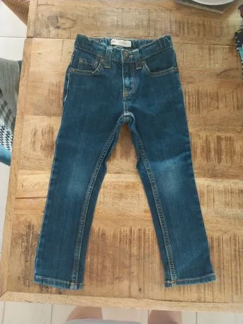 Jean levis skinny 3 ans
