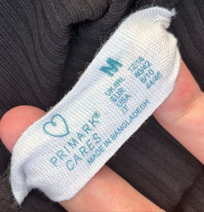 Robe courte côtelée noire à manches longues avec boutons T38 – Primark - photo numéro 4
