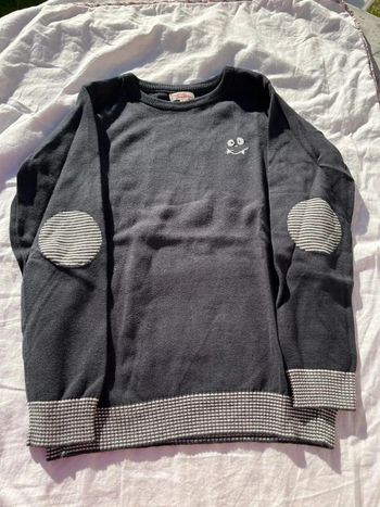 Pull noir avec coudière DPAM taille 10 ans