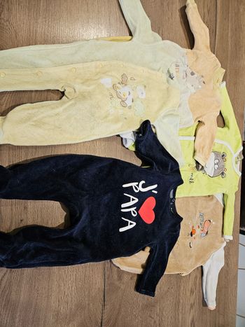 Lot 5 pyjamas 6 mois