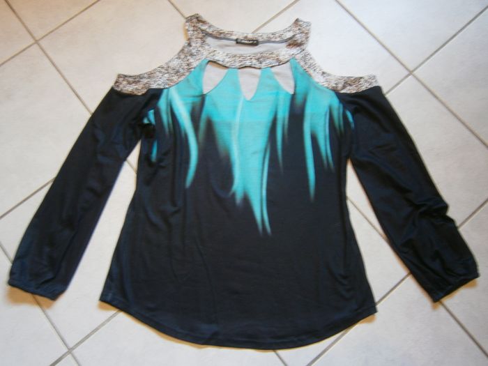 Top ML noir/vert SHEILAY Taille L/40