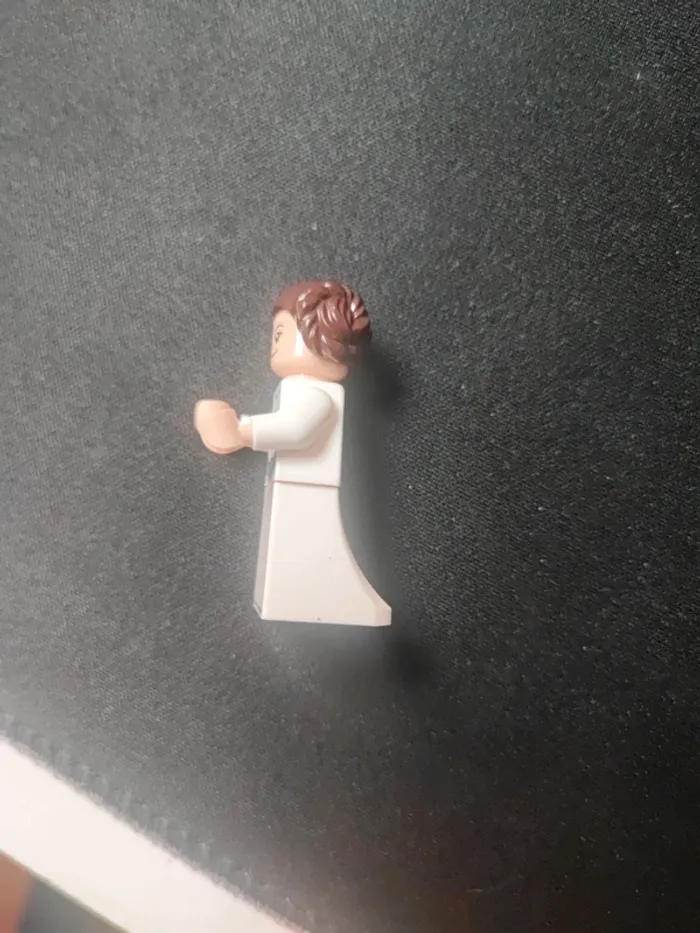 Figurine leia