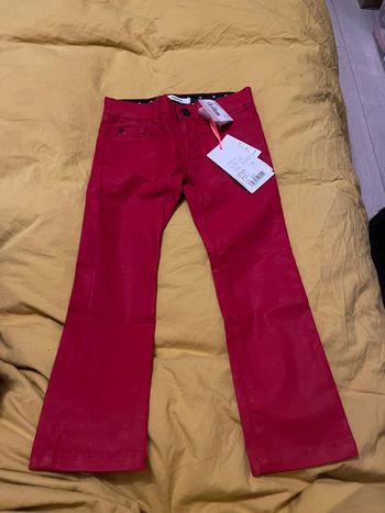 Très beau pantalon enduit fille 5 ans marese