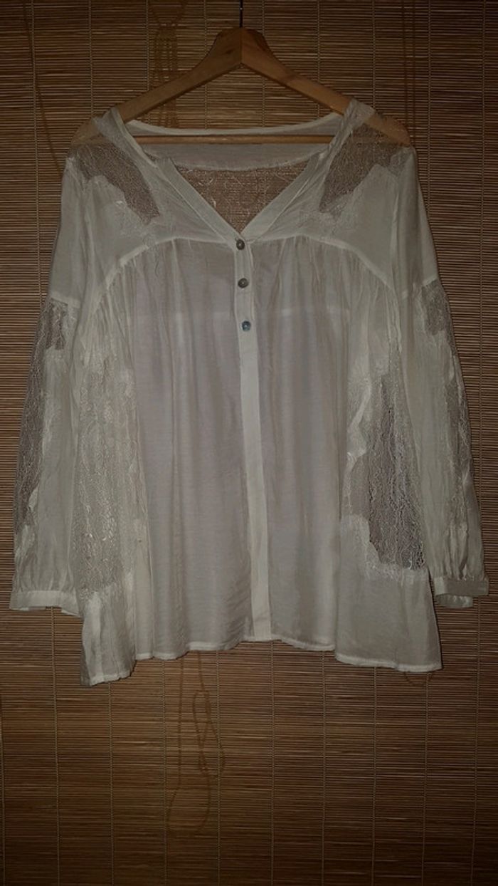 Chemisier dentelle 35% soie & 65% coton taille L T40